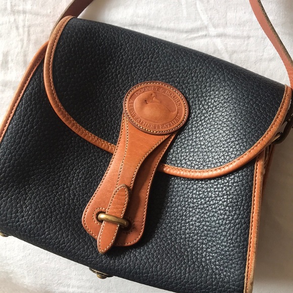 Vintage Dooney and Bourke Navy Leather Crossbody - Picture 2 of 8